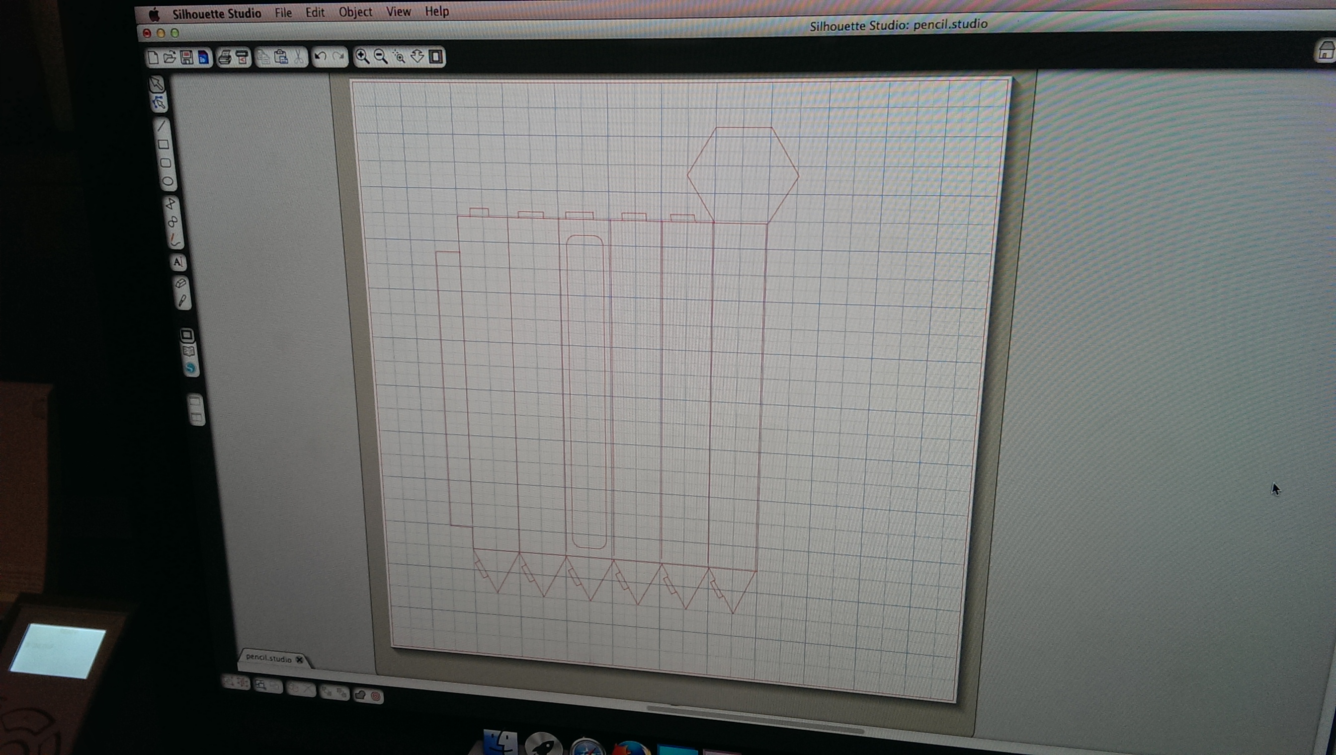 2D student artifact: SVG digital design file for pencil holder shapenet design