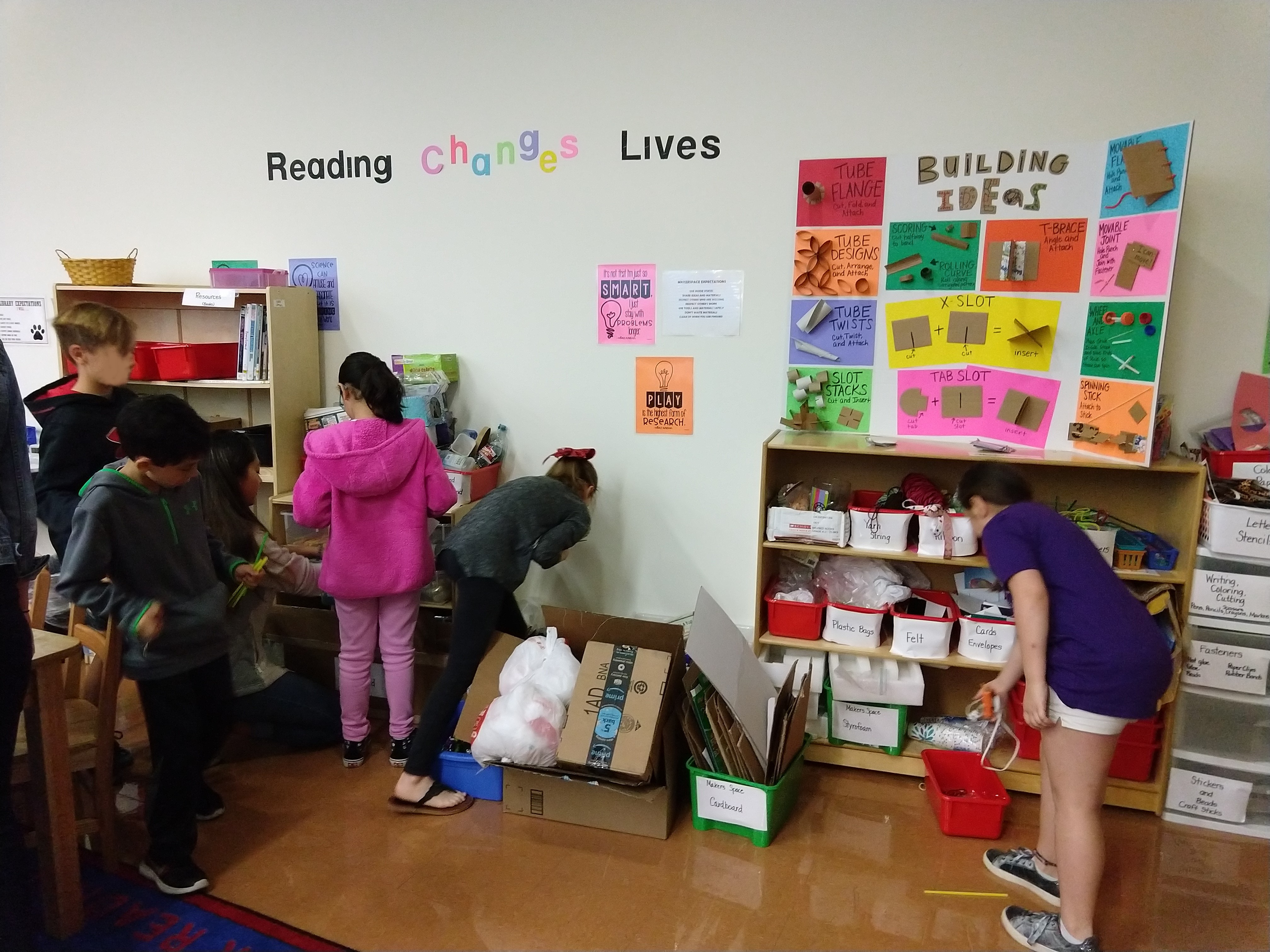 Elementary library makerspace